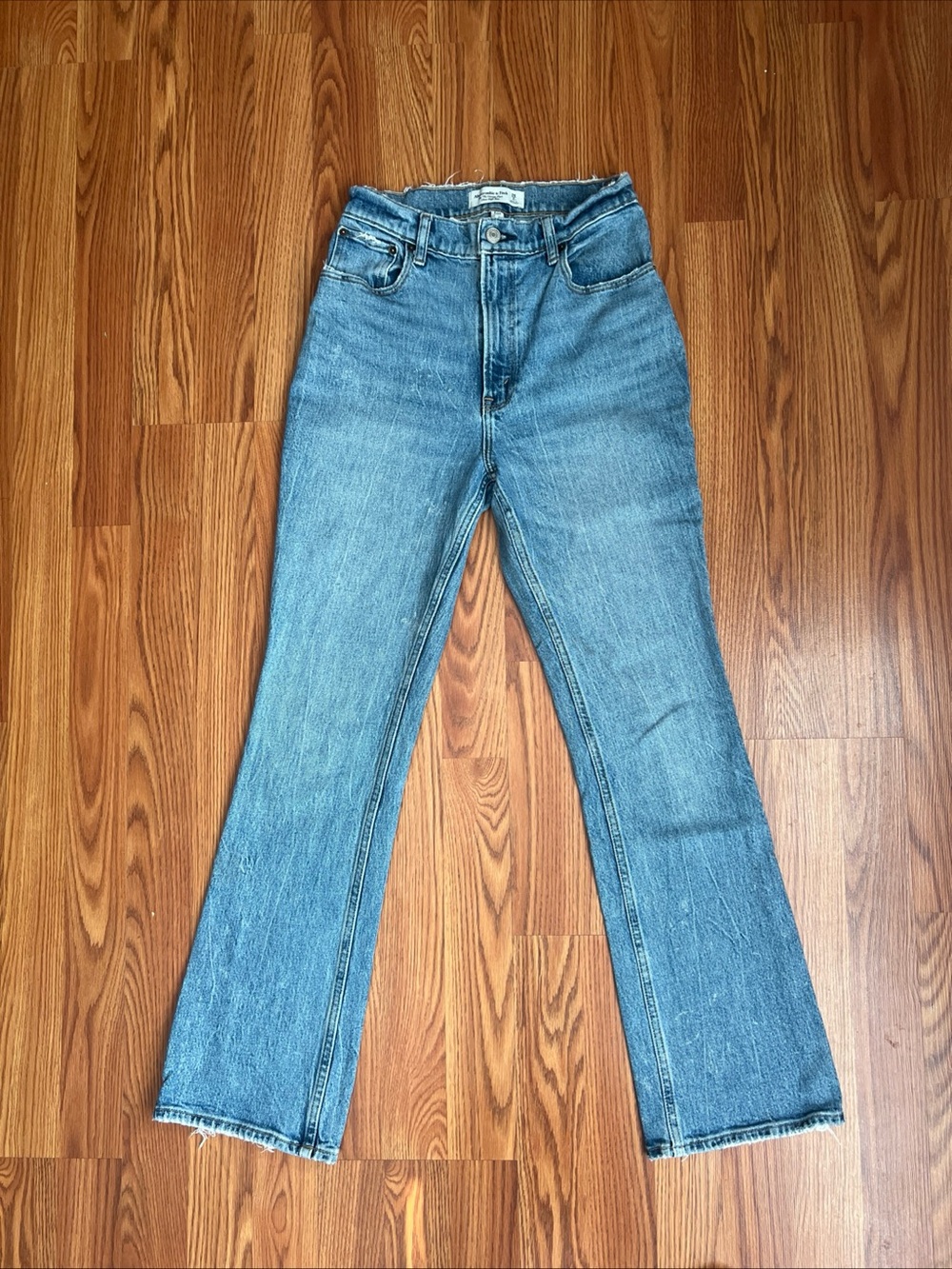 Abercrombie & Fitch High-Rise Flare Jeans - Light Blue